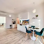 Vendeghaz Апартаменты Балатонфюред