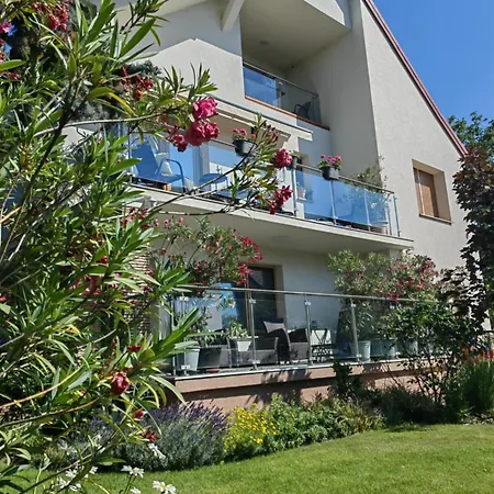 Apartamento Vendeghaz